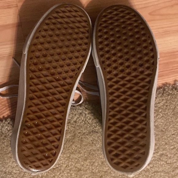 Vans Black & White Lace-up Shoes -M 7 / W 8.5 - Picture 6 of 9